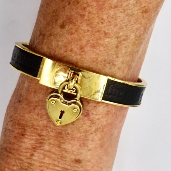 JUICY COUTURE GOLD LEATHER BANGLE BRACELET - Picture 3 of 10